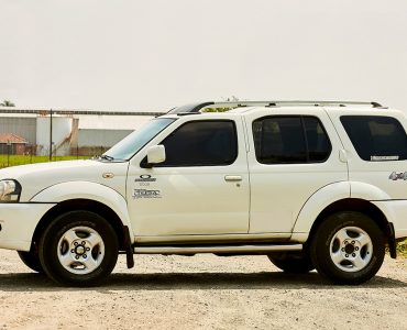 Automóvil capacidad para 4 pax